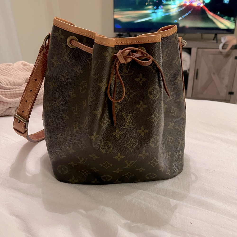 Louis Vuitton Monogram Petit Noe
